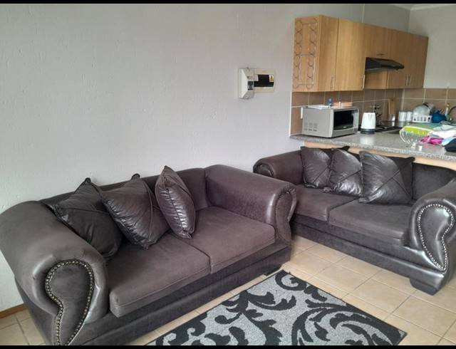 2 BEDROOM APARTMENT FOR SALE IN COMET